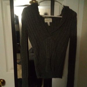Gray long sleeve Aeropostale sweater
